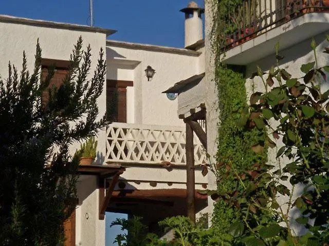 Holiday home Charmantes Ferienhaus Mit Pool Valor