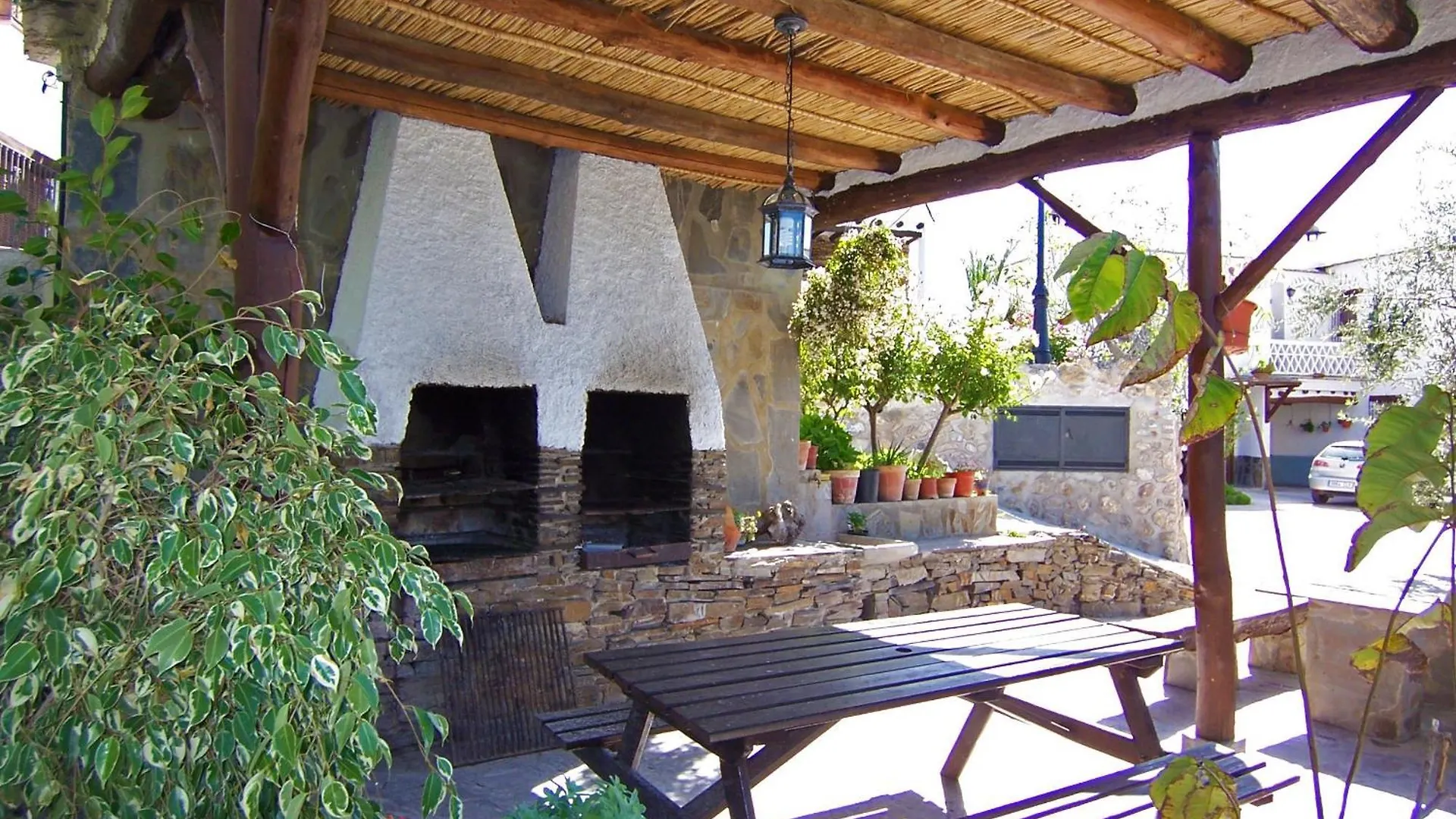 Charmantes Ferienhaus Mit Pool Valor